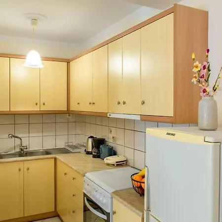 Panos Apartament *