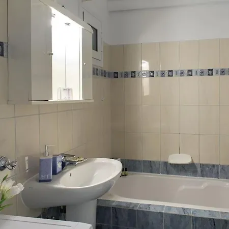 Διαμέρισμα Panos *